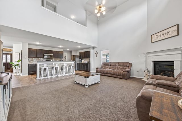 2902 Silverhorn Lane, Rosenberg, TX 77471
