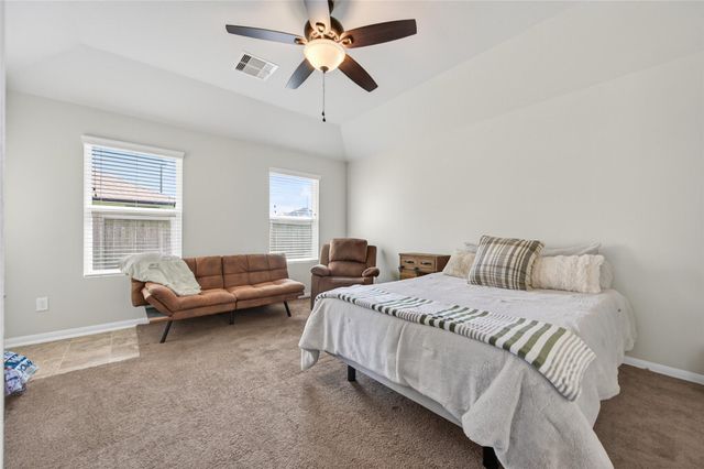 2902 Silverhorn Lane, Rosenberg, TX 77471