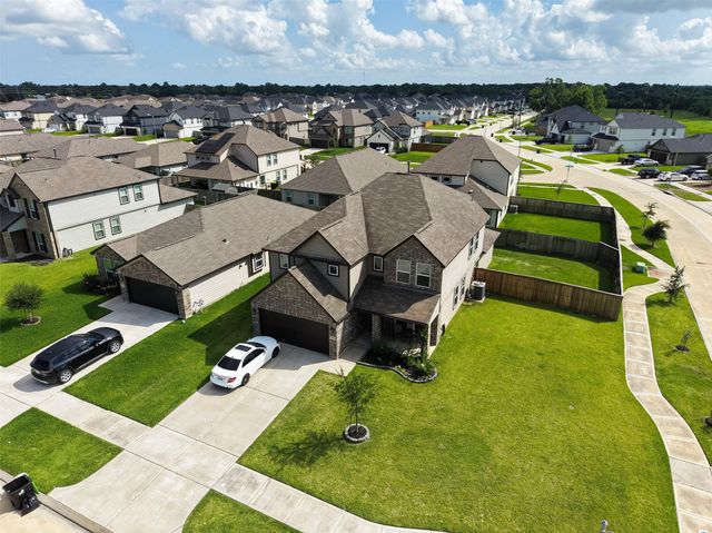 2902 Silverhorn Lane, Rosenberg, TX 77471