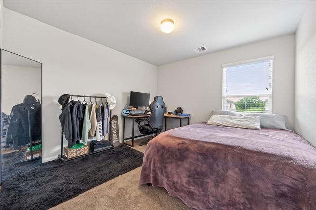 2902 Silverhorn Lane, Rosenberg, TX 77471