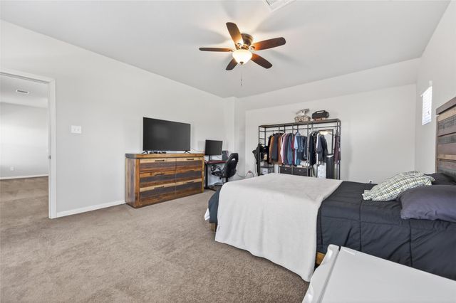 2902 Silverhorn Lane, Rosenberg, TX 77471