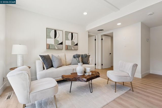 3485 Peachwillow Lane, Walnut Creek, CA 94598