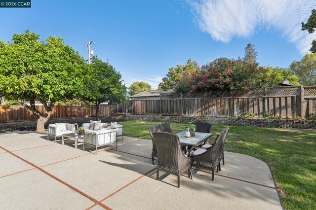 3485 Peachwillow Lane, Walnut Creek, CA 94598