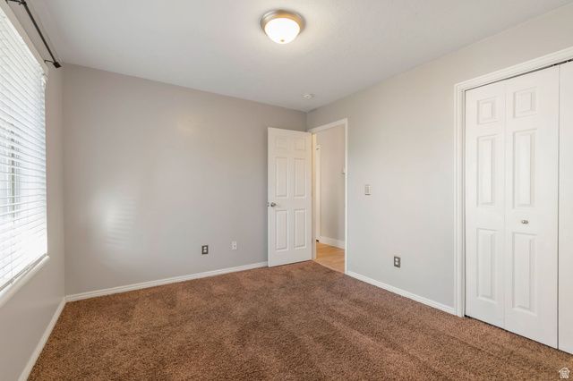 9215 S JEFFERSON CV, Sandy, UT 84070