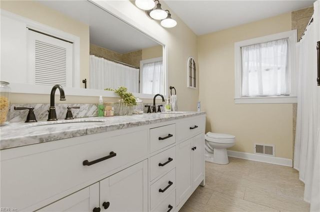 5132 Dominion DR, Suffolk, VA 23435