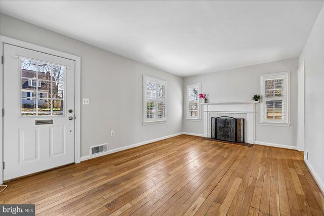 3201 FERNDALE ST, Kensington, MD 20895