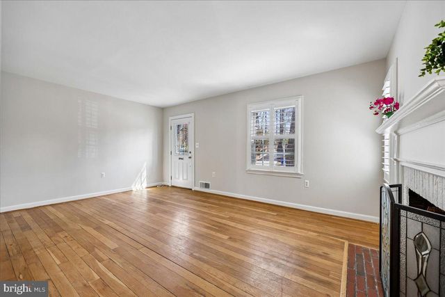 3201 FERNDALE ST, Kensington, MD 20895