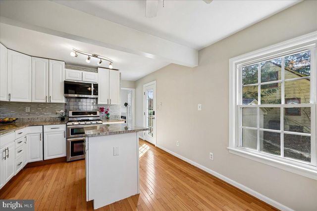 3201 FERNDALE ST, Kensington, MD 20895