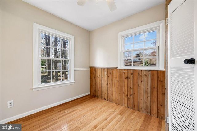 3201 FERNDALE ST, Kensington, MD 20895