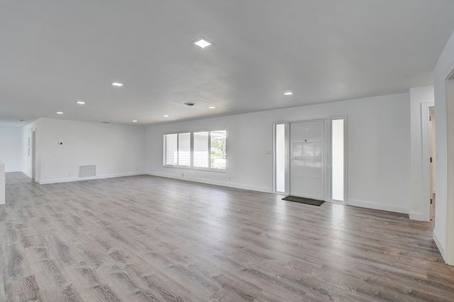 800 Forsyth Street, Boca Raton, FL 33487