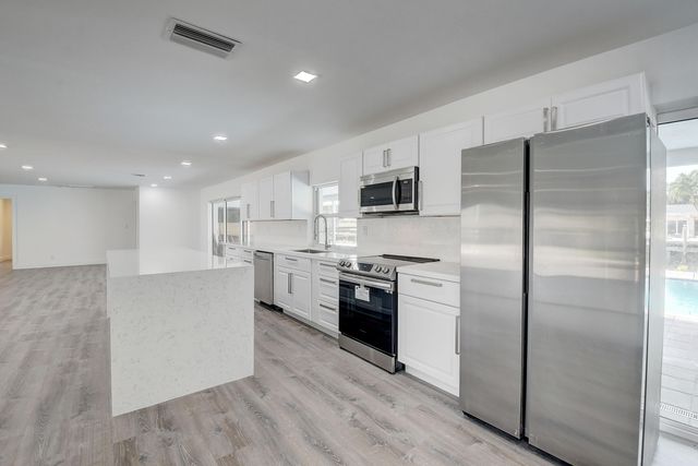 800 Forsyth Street, Boca Raton, FL 33487