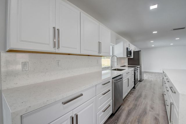 800 Forsyth Street, Boca Raton, FL 33487