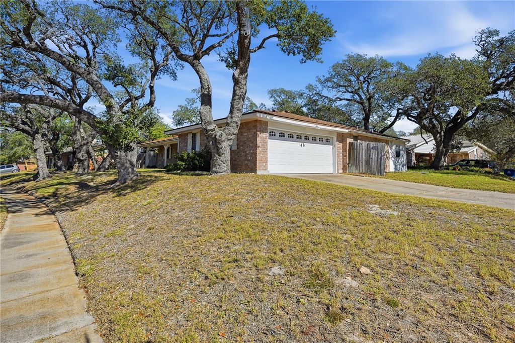 2486 Oak Park, Ingleside, TX 78362 — photo 3