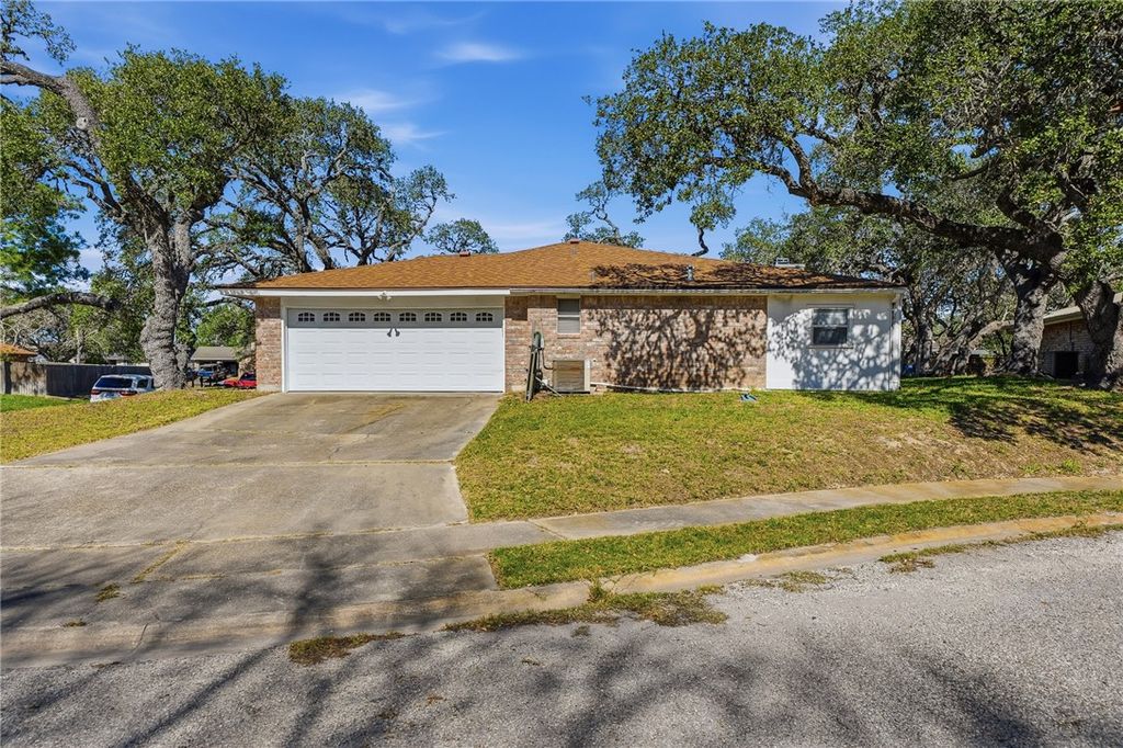 2486 Oak Park, Ingleside, TX 78362 — photo 4