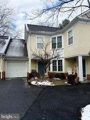 9136 RUTH ELDER LN #9136, Pikesville, MD 21208