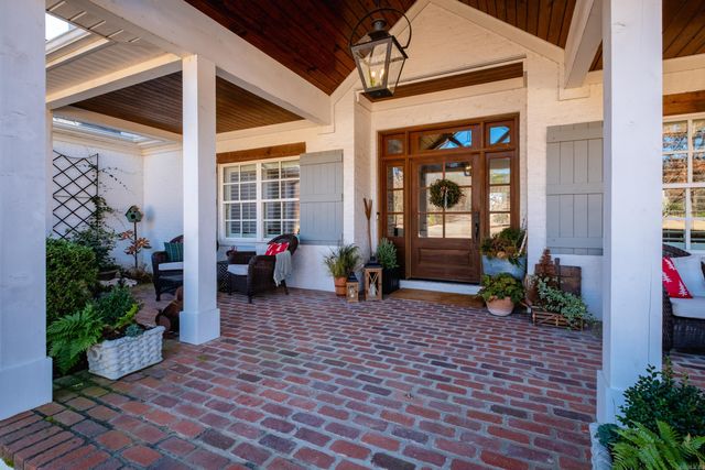 1245 Westcliffe Drive, Little Rock, AR 72210