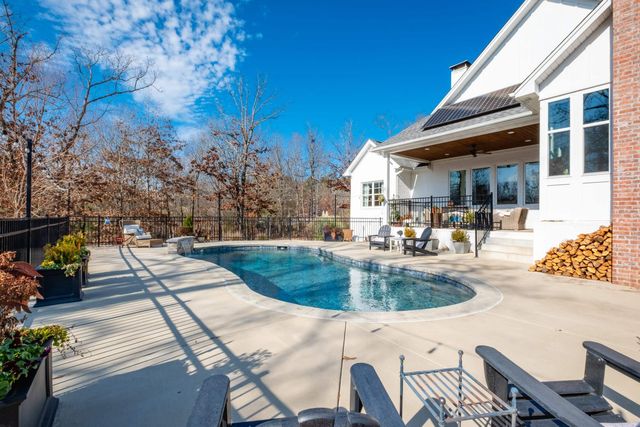 1245 Westcliffe Drive, Little Rock, AR 72210