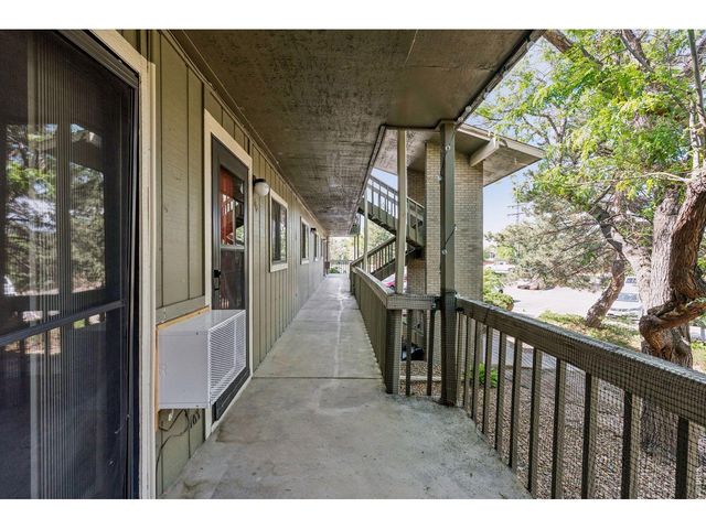 695 Manhattan Dr 110, Boulder, CO 80303