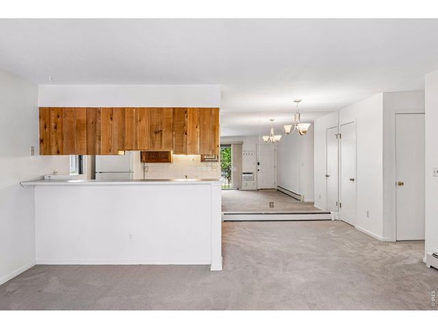 695 Manhattan Dr 110, Boulder, CO 80303