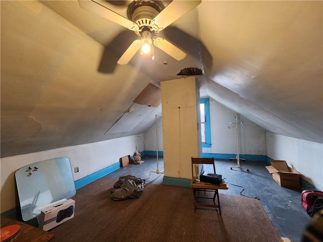 517 5th St, Pitcairn, PA 15140