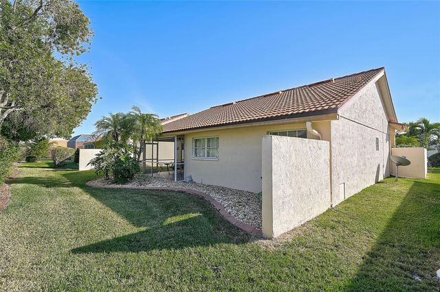 4041 MURFIELD DRIVE E, Bradenton, FL 34203