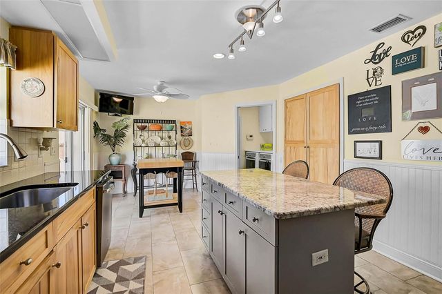 4041 MURFIELD DRIVE E, Bradenton, FL 34203