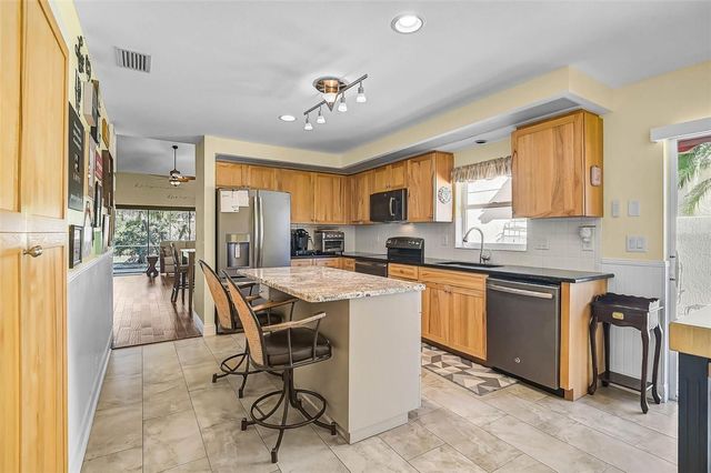 4041 MURFIELD DRIVE E, Bradenton, FL 34203