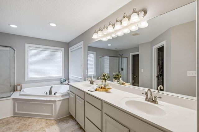 8600 Coldwater Drive, Powell, OH 43065