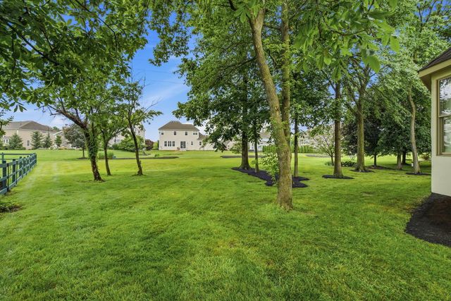 8600 Coldwater Drive, Powell, OH 43065