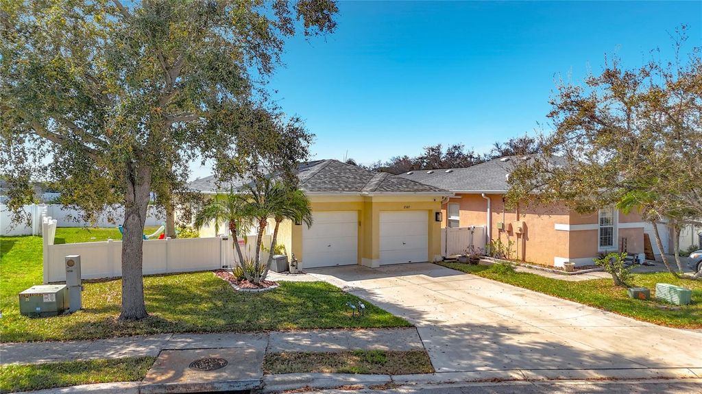 2527 29TH AVENUE E, Palmetto, FL 34221