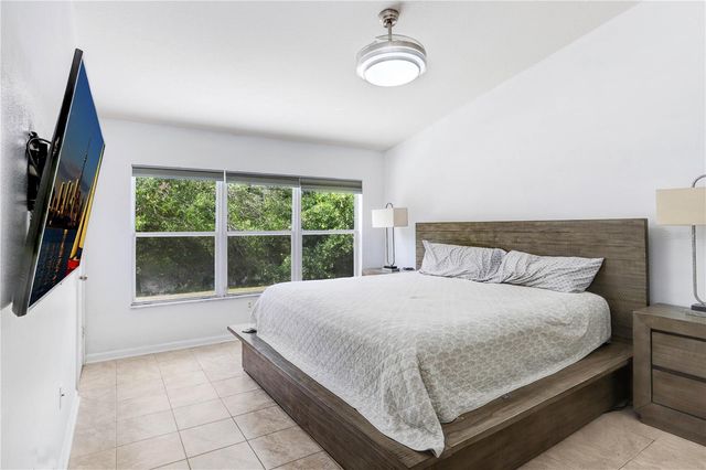 4986 POND RIDGE DRIVE, Riverview, FL 33578