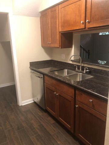 738 Memorial Mews Street B, Houston, TX 77079