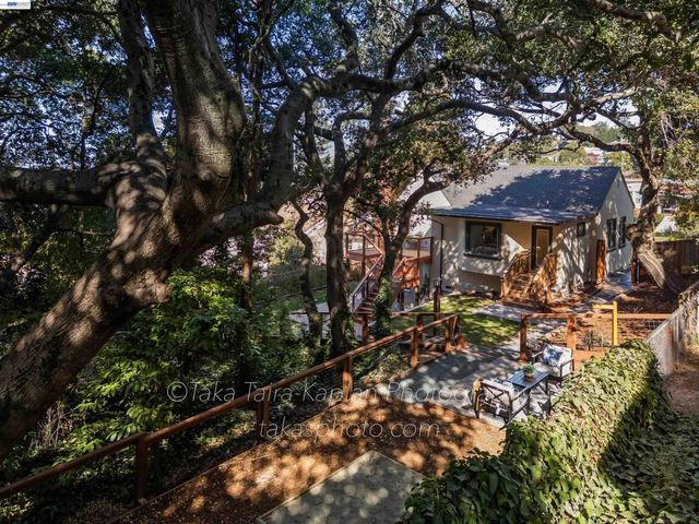 4621 Kaphan Ave, Oakland, CA 94619