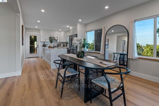 4621 Kaphan Ave, Oakland, CA 94619