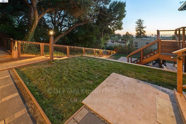 4621 Kaphan Ave, Oakland, CA 94619