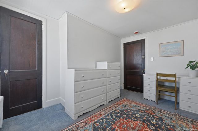 333 Ocean Avenue, East Rockaway, NY 11518