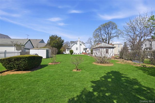 333 Ocean Avenue, East Rockaway, NY 11518