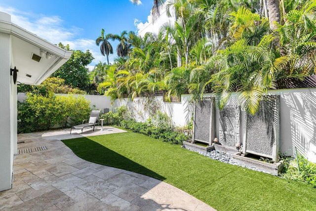 6130 RIDGE Lane, Ocean Ridge, FL 33435