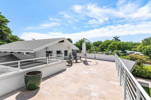 6130 RIDGE Lane, Ocean Ridge, FL 33435