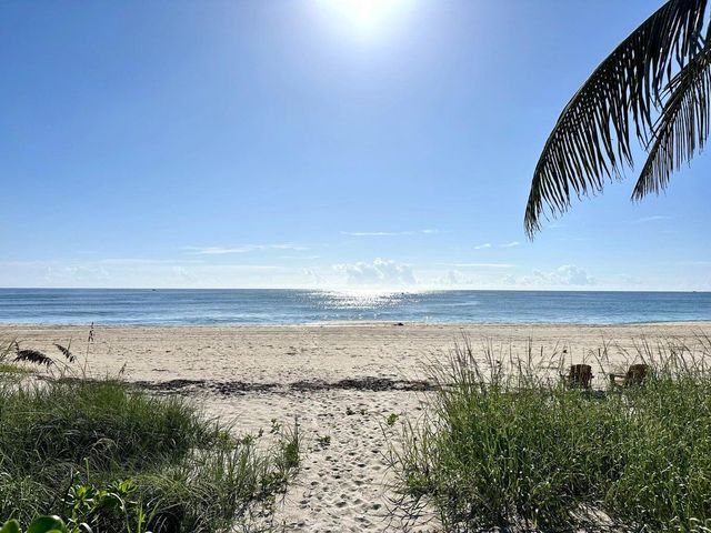 6130 RIDGE Lane, Ocean Ridge, FL 33435