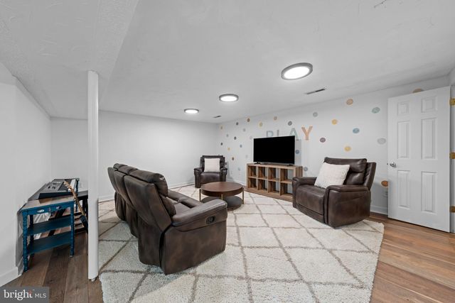 2696 WALSTON RD, Mount Airy, MD 21771