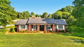 601 Pennell Street NE, Lenoir, NC 28645