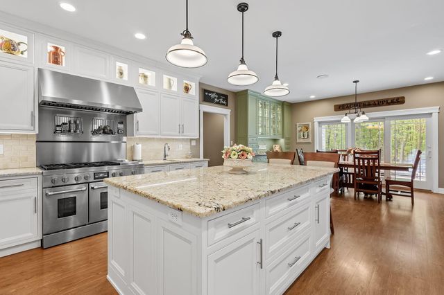810 E 856 N, Lake Village, IN 46349