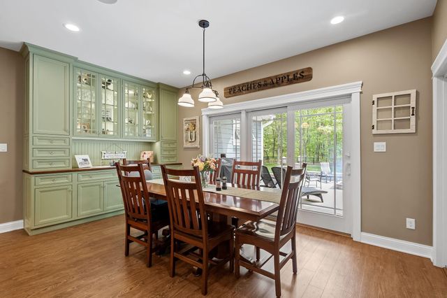 810 E 856 N, Lake Village, IN 46349