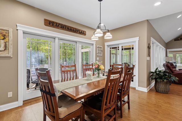 810 E 856 N, Lake Village, IN 46349
