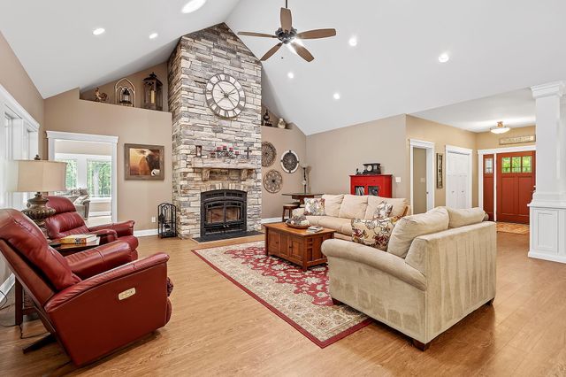 810 E 856 N, Lake Village, IN 46349