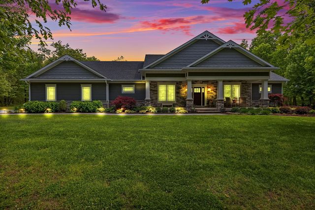 810 E 856 N, Lake Village, IN 46349
