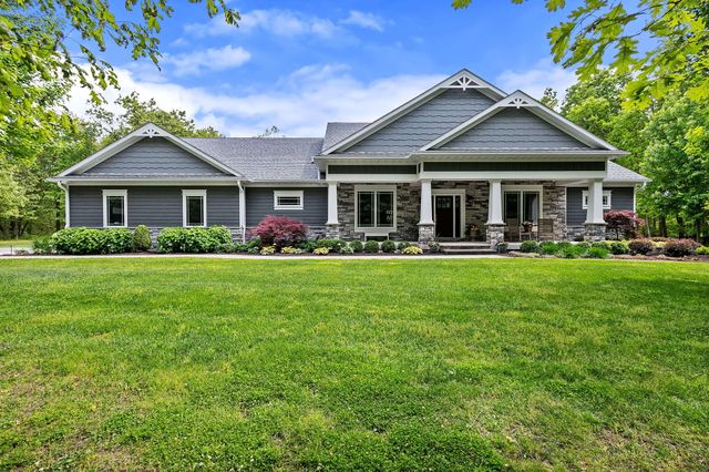 810 E 856 N, Lake Village, IN 46349