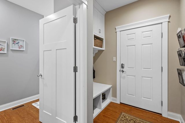 810 E 856 N, Lake Village, IN 46349