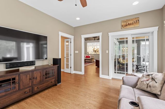810 E 856 N, Lake Village, IN 46349
